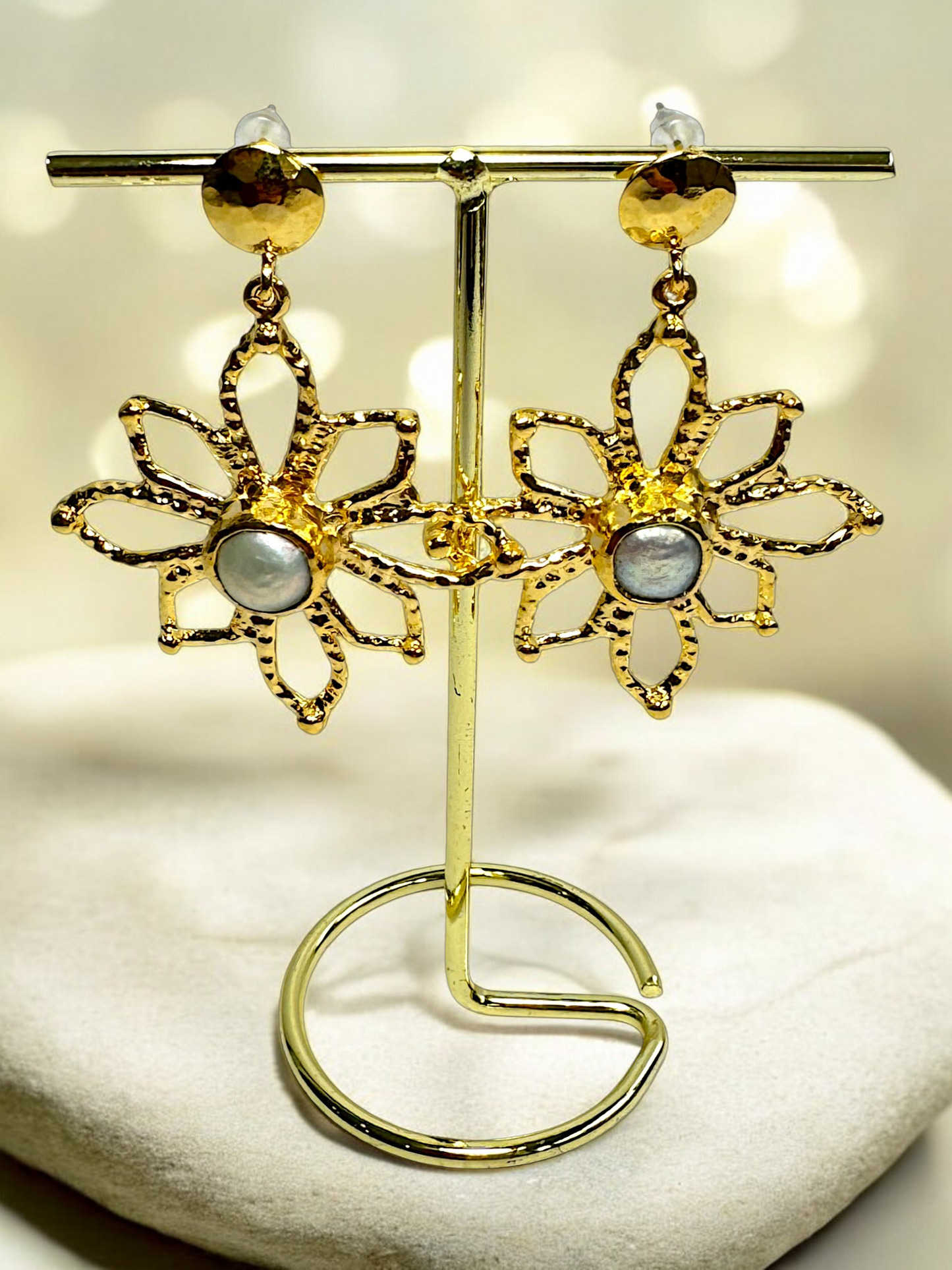Carola Statement Earring With Pearl
