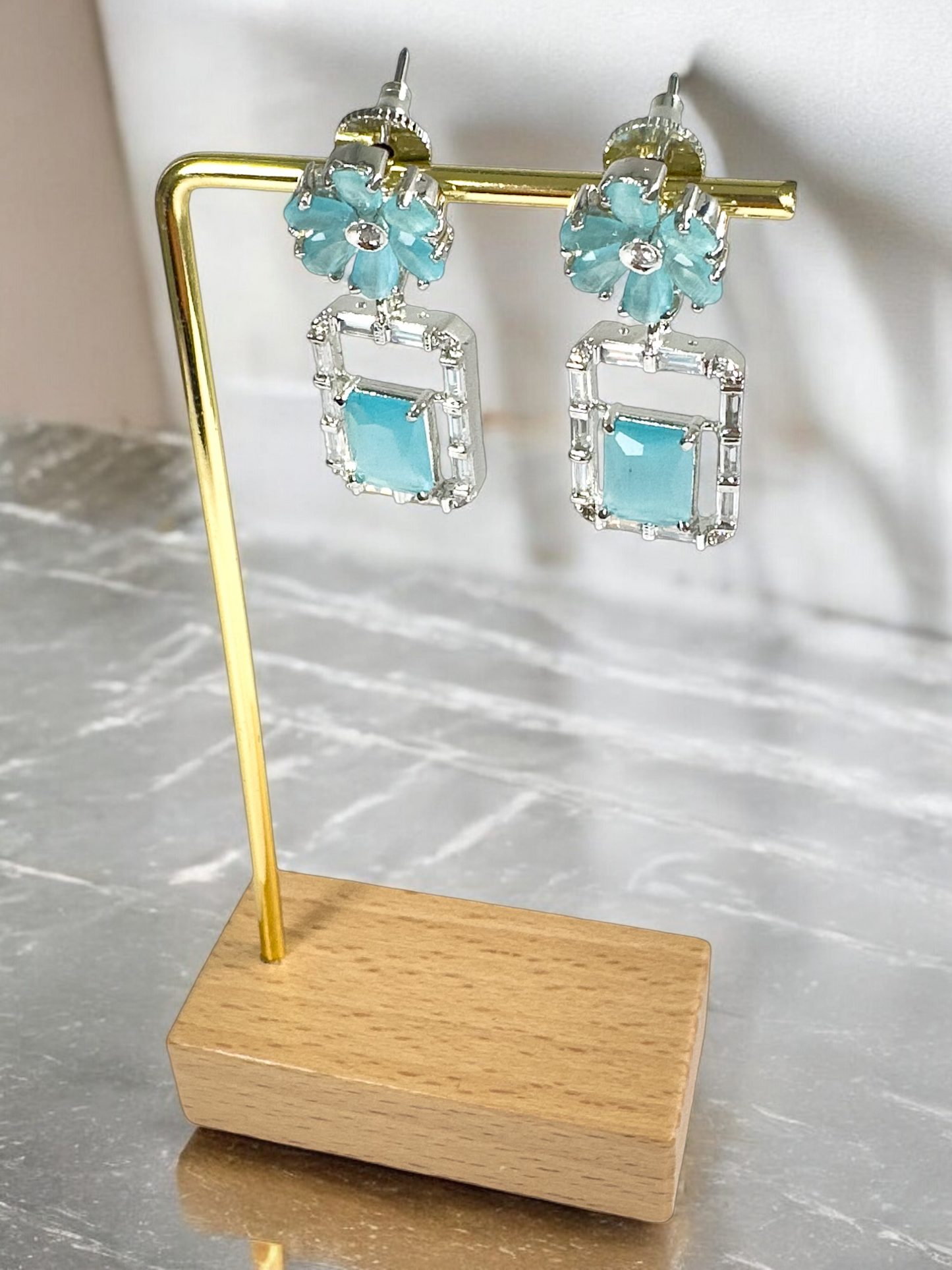Chloe Charming Flower Skye Blue earrings