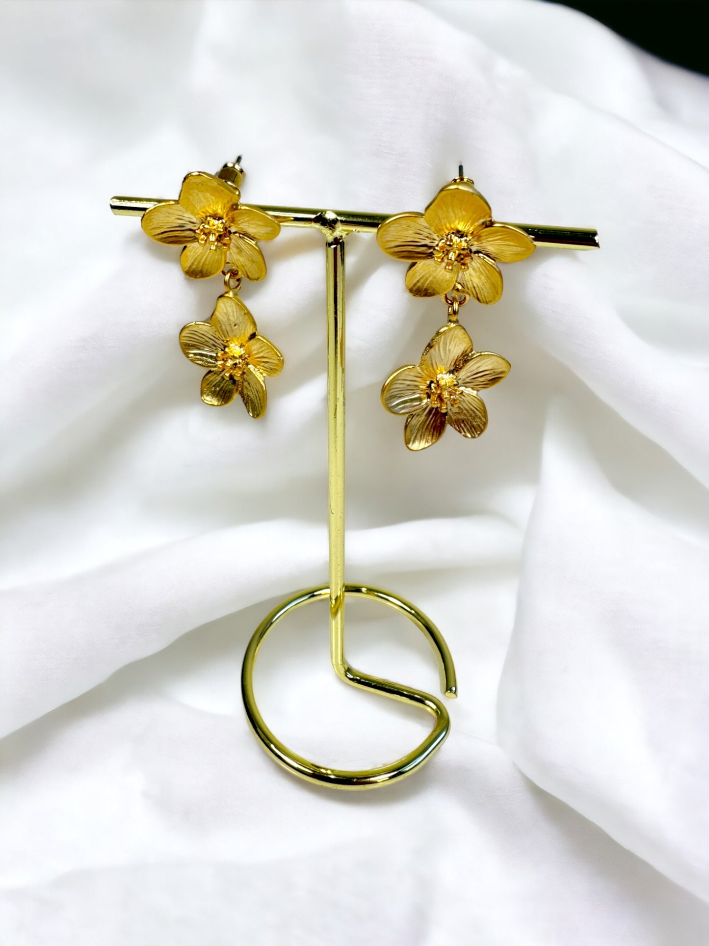 Azalia Flower Stund Earrings