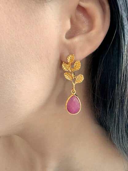 Selena Leaf Red Natural Stone Earrings