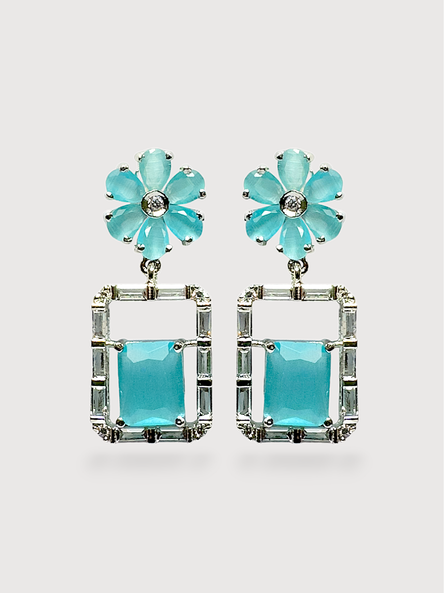 Chloe Charming Flower Skye Blue earrings