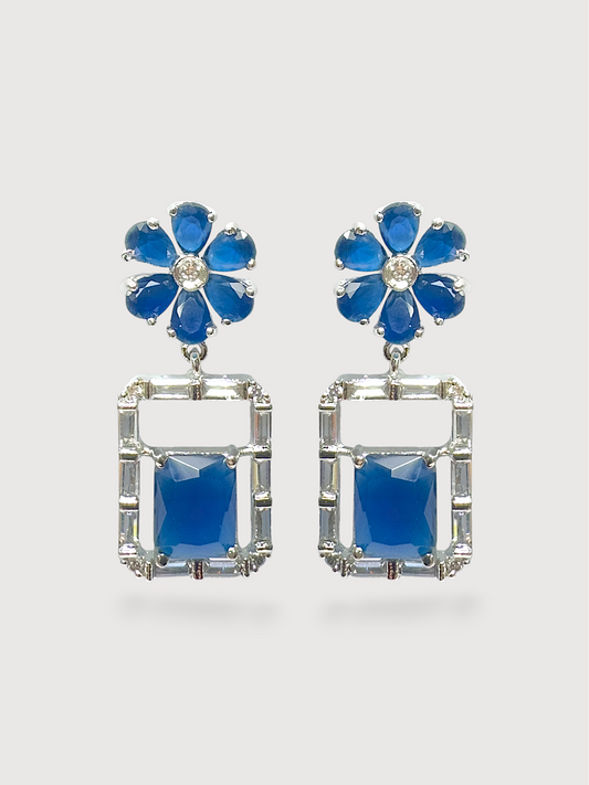 Chloe Charming Flower Blue earrings